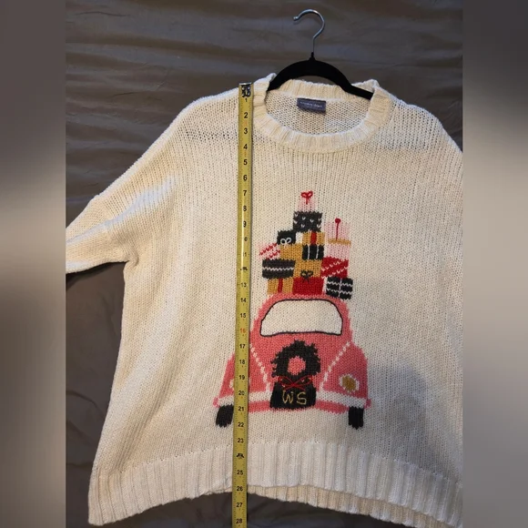 Wooden Ships White Sweater with Pink Car and Gifts Design - Picture 8 of 8